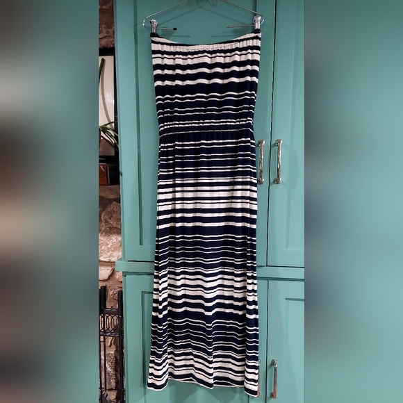 Maxi dress - Picture 4 of 4